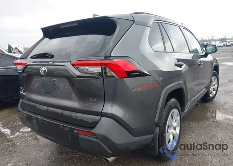 2021 Toyota Rav4 Le z USA, uszkodzony, nr VIN 2T3H1RFVXMC109138